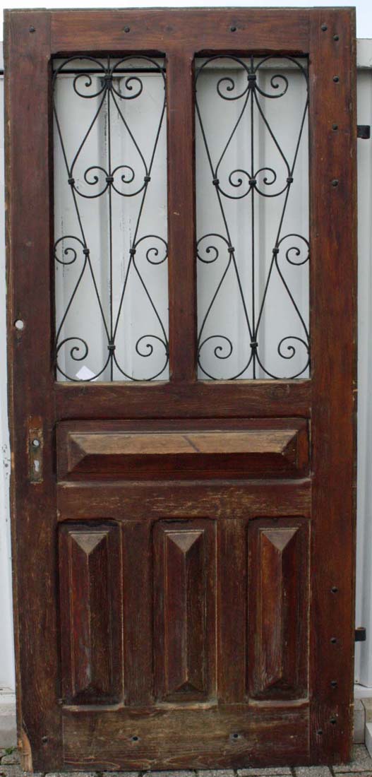 Antikbaumarkt-Antike Aussentüren