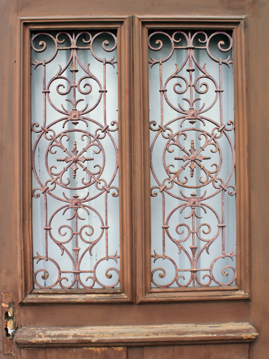 Antikbaumarkt-Antike Aussentüren