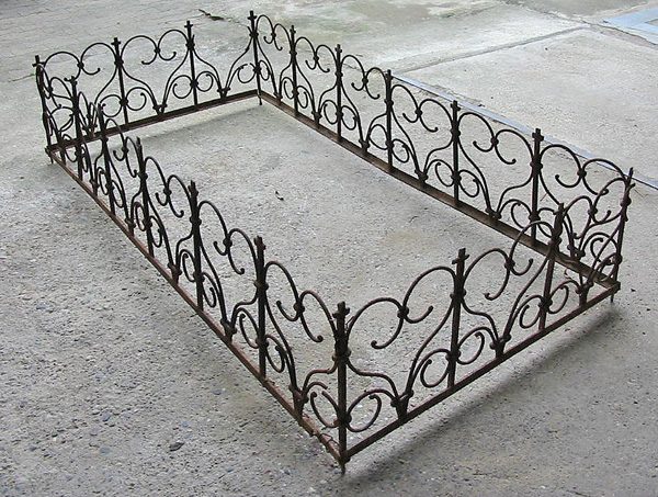 Antikbaumarkt-Antike Aussentüren